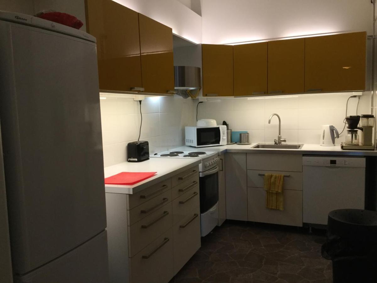 Majatalo Jurtta Hotel Rautuskylä Kültér fotó