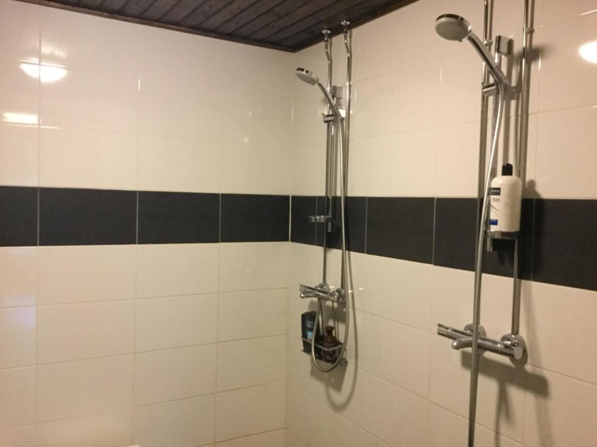 Majatalo Jurtta Hotel Rautuskylä Kültér fotó