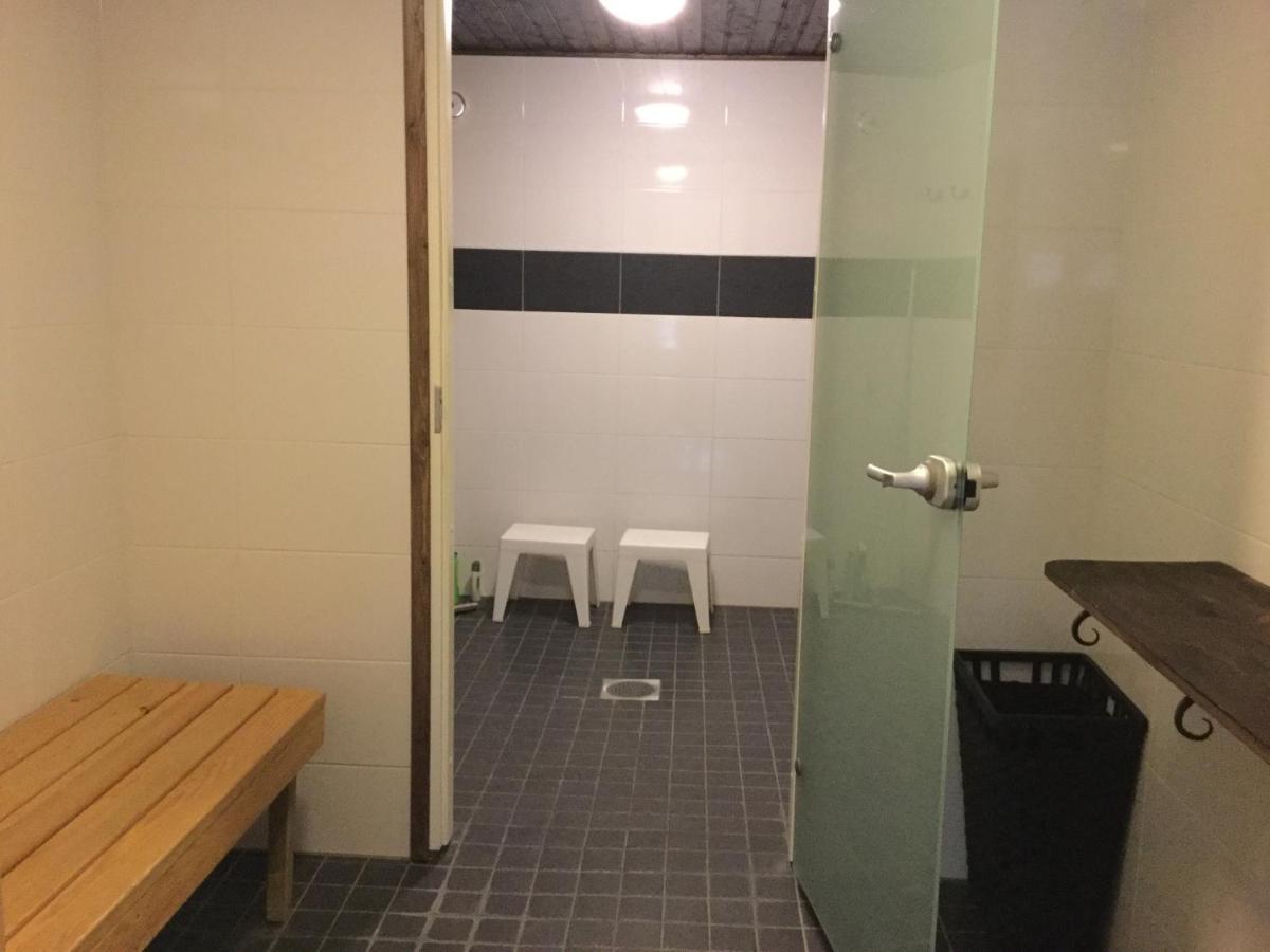 Majatalo Jurtta Hotel Rautuskylä Kültér fotó